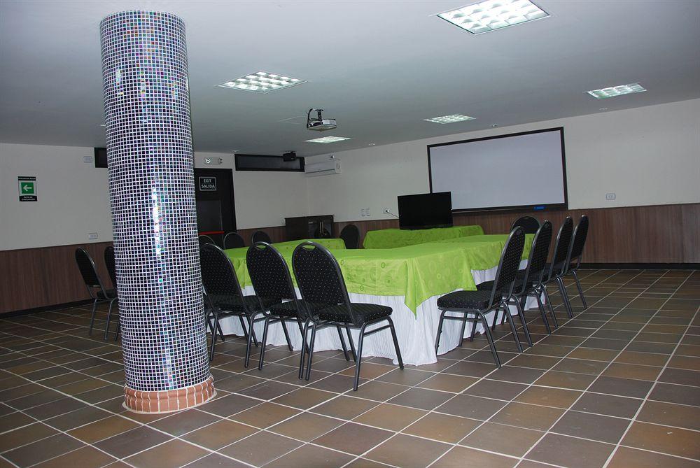 Hotel Acqua Medellín