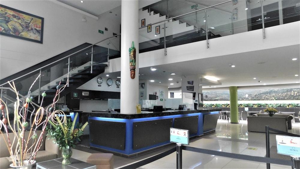 Hotel Acqua Medellín
